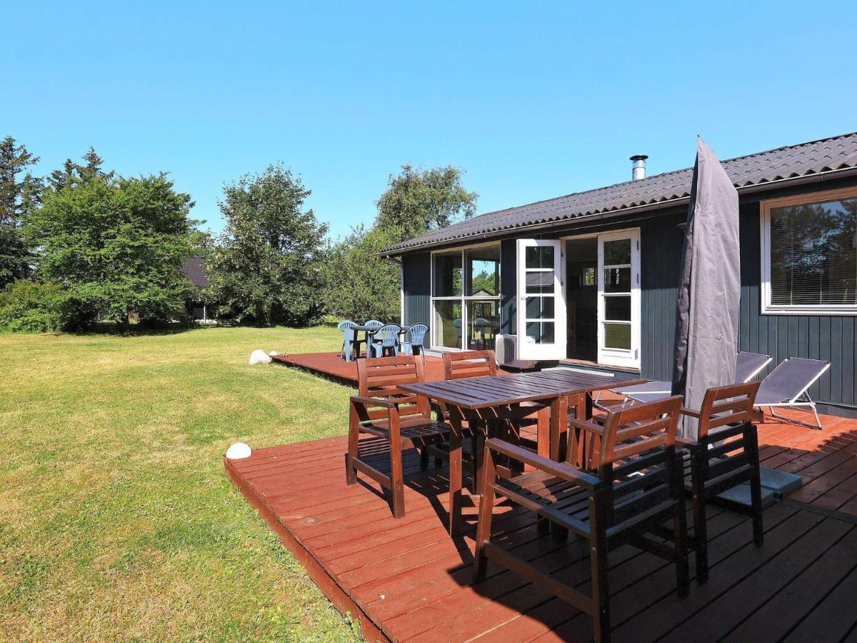 6 Person Holiday Home In Nibe Exterior foto